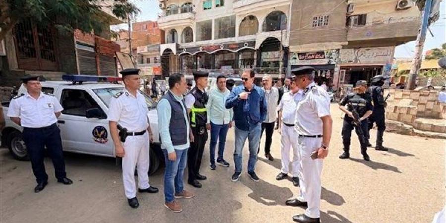 مدير أمن الفيوم يشدد على السيولة المرورية ورفع الاشغالات