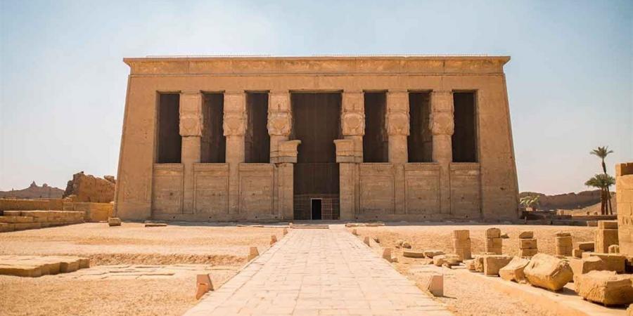 إدراج معبد دندرة ومنازل رشيد التاريخية على قائمة التراث الثقافي في العالم الإسلامي