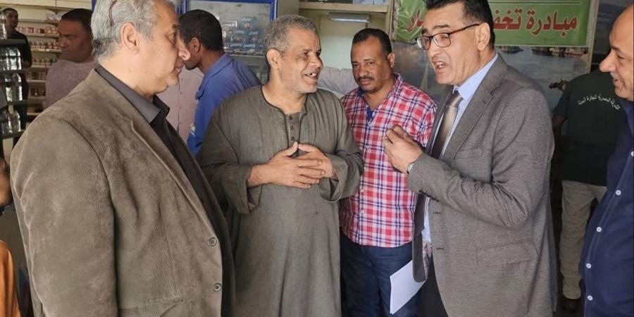 حملة تموينية مكبرة بالأقصر تضبط ربع طن سلع غذائية منتهية الصلاحية