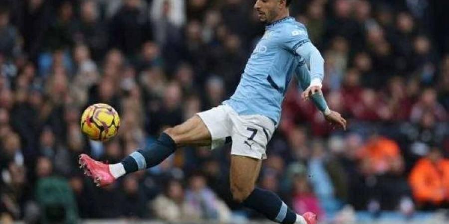 تشكيل مانشستر سيتي أمام آرسنال بقمة الدوري الإنجليزي.. هالاند يقود الهجوم ومرموش دكة