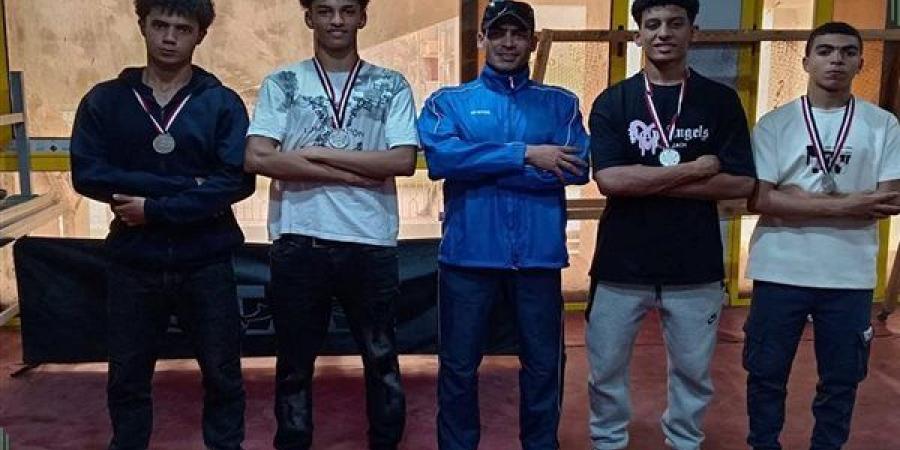 محافظ الشرقية يُهنئ أبطال المشروع القومي للموهبة والبطل الأولمبي بألعاب القوى