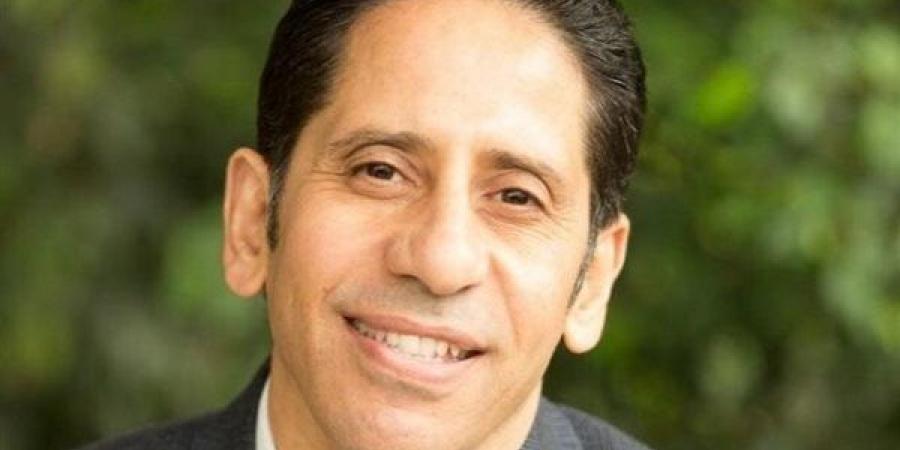 أستاذ بقصر العيني يتصدر صفحات "مجلة القلب الأوروبية"