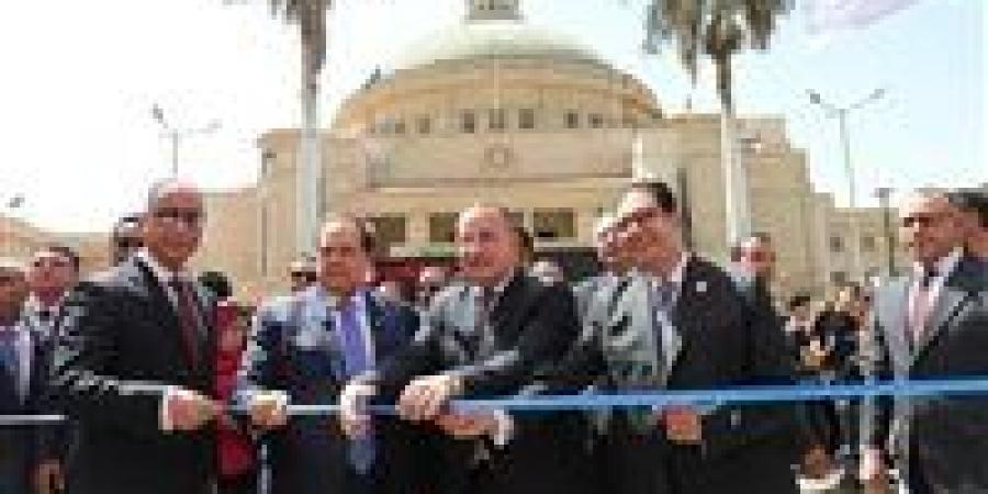 وزير التعليم العالي: تطوير المناهج وربطها مع احتياجات سوق العمل وتعزيز الشراكة مع الصناعة