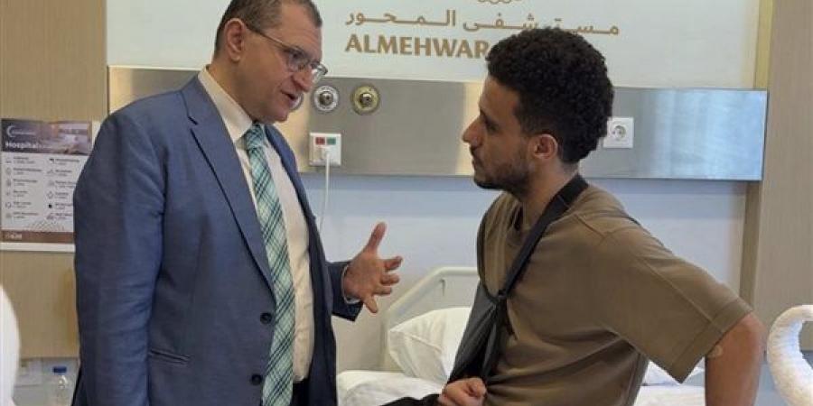 مصطفى فتحي يجري جراحة ناجحة في الترقوة