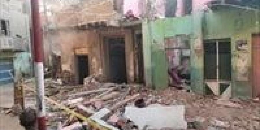 انهيار سقف منزل بالفيوم وإخلاؤه من السكان دون وقوع إصابات