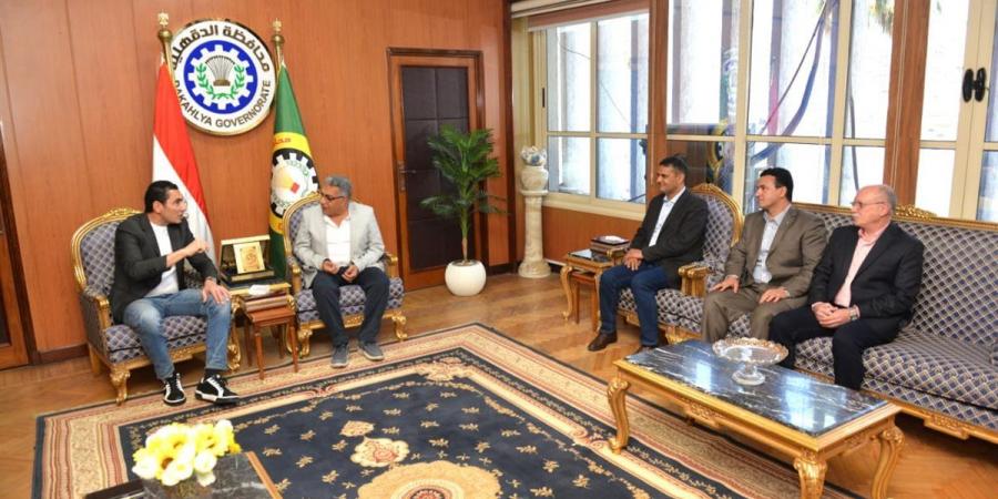 محافظ الدقهلية يستقبل وزير الشباب والرياضة