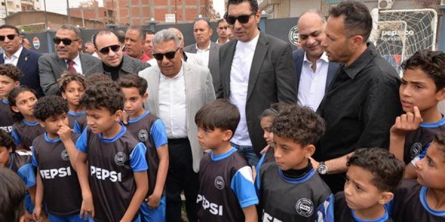 محافظ الدقهليه ووزير الشباب يتفقدان اعمال التطوير الجاريه باستاد المنصورة