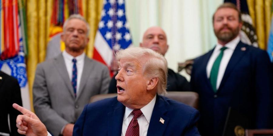 عاجل|ترامب: لا بأس إذا لم تشارك إيران في محادثات باكستان سنضربهم بقوة