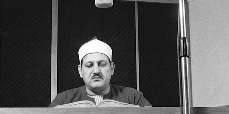 "قُرئ في مصر".. قصة الشيخ محمود البنا مع إنشاء نقابة القراء وتدخل السادات