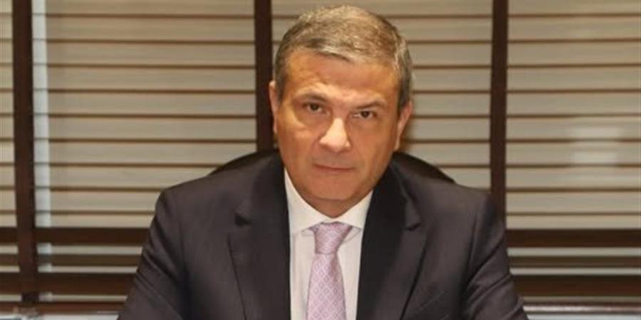 وزير الزراعة يتفقد معرض زهور الربيع ويشيد بالإقبال الجماهيري