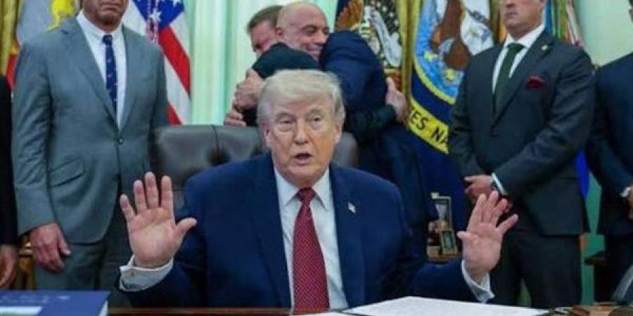 عاجل.. ترامب: لن نرفع الحصار البحري عن إيران حتى التوصل إلى اتفاق