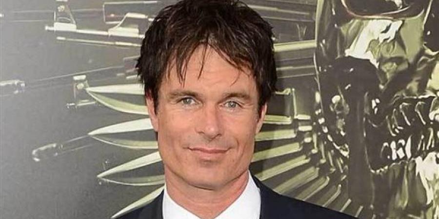 رحيل باتريك مولدون يطوي صفحة نجم ترك بصمة في الدراما الأمريكية