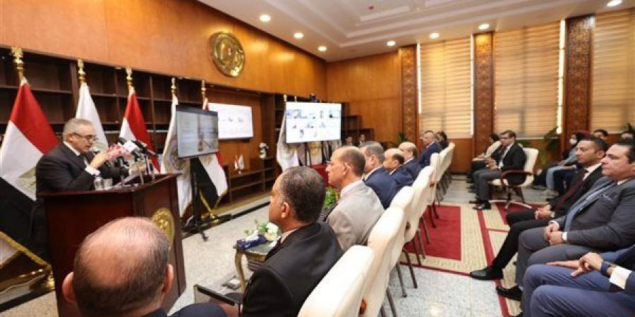 وزير العدل يدشن منظومة الربط الإلكتروني لتعليق الخدمات الحكومية للممتنعين عن سداد النفقة بمحكمة شمال القاهرة