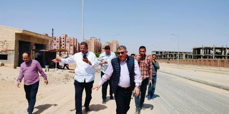 رفع كفاءة محطة "الداون تاون" وموقف الأتوبيس بحدائق أكتوبر (صور)