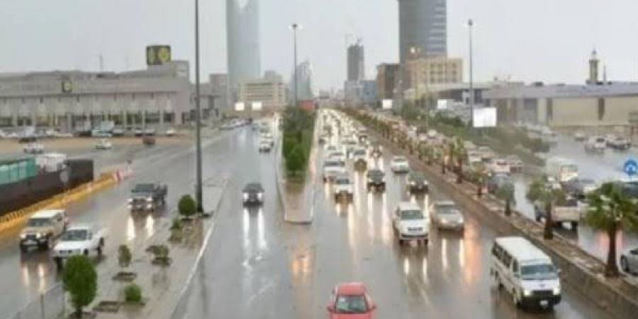 حالة الطقس ودرجات الحرارة في السعودية.. مكة تسجل 37