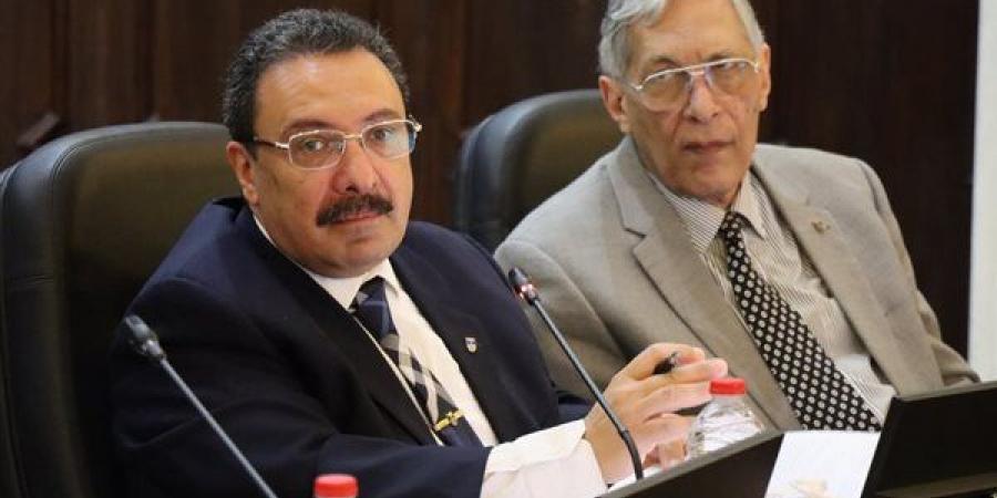 جامعة الإسكندرية تؤكد انتظام الدراسة بالعام الجامعي 2026/2027.. والاستعداد لاختبارات نهاية العام مع تعزيز التحول الرقمي