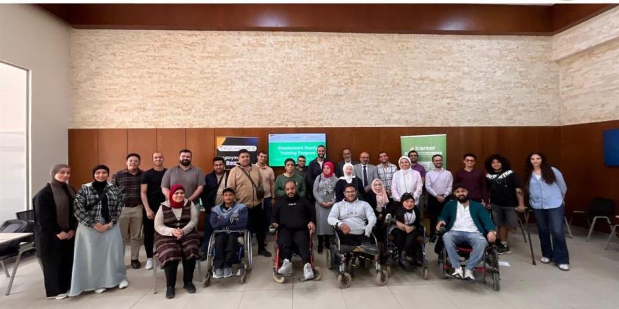 وزارة العمل: تدريب وتأهيل الشباب من ذوي الإعاقة ضمن برنامج "الاستعداد للتوظيف"