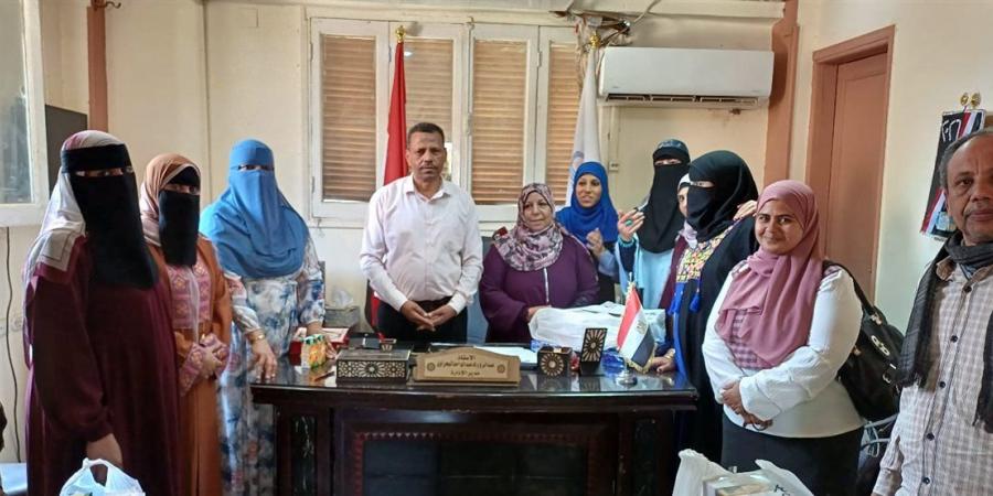 مدير تعليم أبوتشت يتابع الانضباط ومهارات القراءة والكتابة بعدد من المدارس