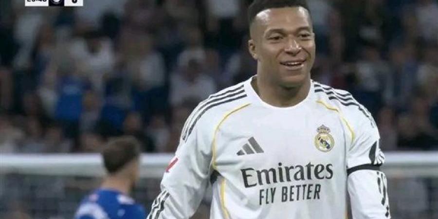 ريال مدريد يتقدم على ألافيس بهدف مبابي في الشوط الأول