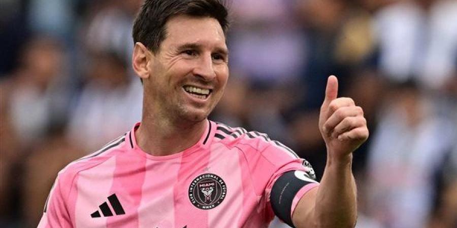 ميسي يواصل التألق في أمريكا.. ثنائية جديدة وجائزة مستحقة