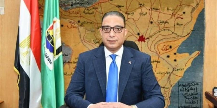 محافظ الجيزة يوجه بإزالة وسائل حجز انتظار السيارات في شارع النيل بالدقي