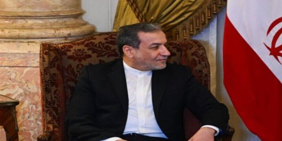 عراقجي: الحصار الأمريكي للمواني الإيرانية انتهاكا لوقف إطلاق النار