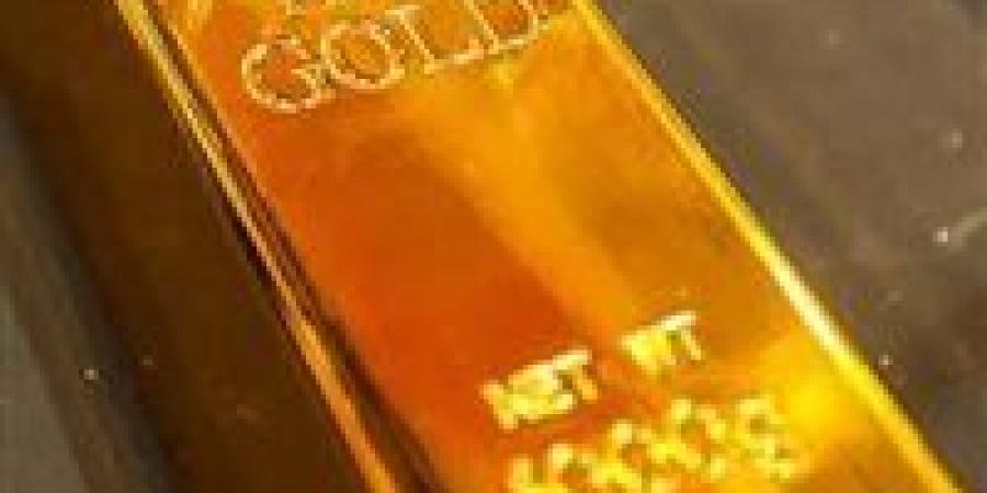 سعر الذهب العالمي يقفز فوق 4800 دولار وينعكس على الأسواق المحلية