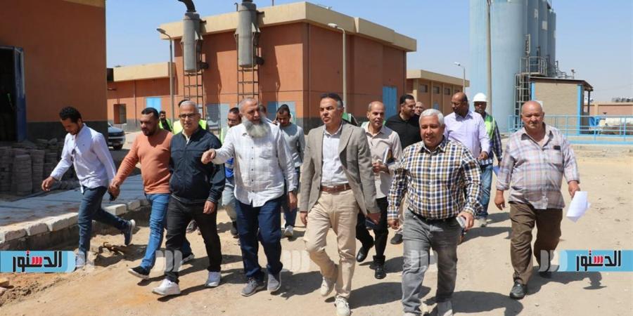 رئيس جهاز 6 أكتوبر يتفقد مشروع مأخذ العياط والرافع الأوسط لتأمين المياه