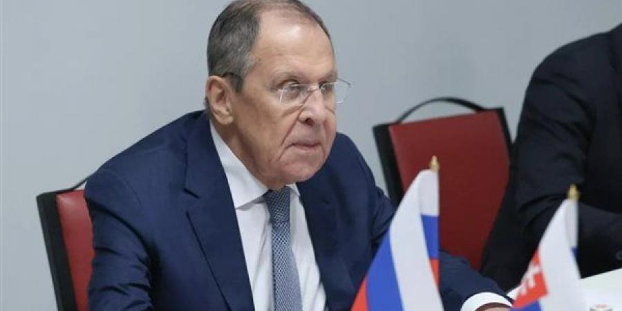 لافروف يُعلن استئناف عمل القنصلية الروسية في بنغازي