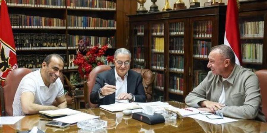 تفاصيل اجتماع الخطيب مع ياسين منصور وعبد الحفيظ