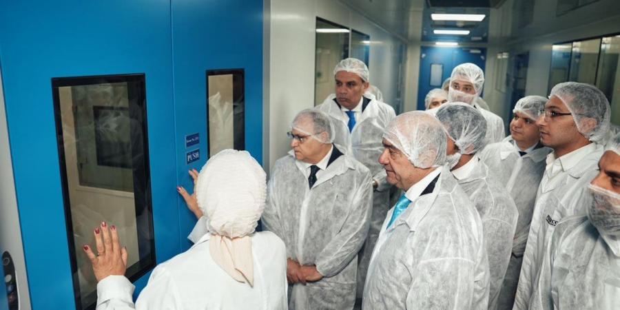 رئيس هيئة الدواء يشارك في افتتاح خط انتاج متخصص لقطرات العين