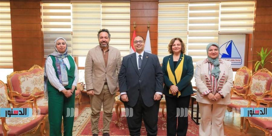 الأحد.. جامعة كفر الشيخ تُعلن تنظيم ورشة “كيف تصنع عرضًا مسرحيًا”