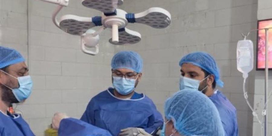 المستشفيات الجامعية بقنا تنجح فى سحب عينة من ورم بالرئة