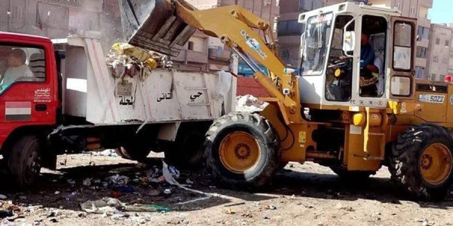 محافظ الغربية يتابع الحملة المكبرة لإزالة تجمعات القمامة بالمدن