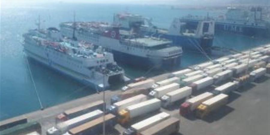 تداول 11 ألف طن و560 شاحنة بضائع عامة ومتنوعة بموانئ البحر الأحمر