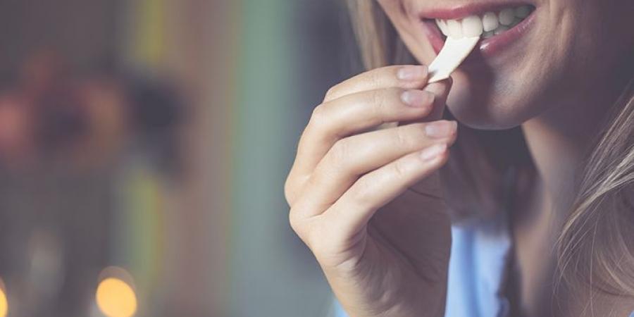 ابتكار "علكة" تستهدف ميكروبات الفم المسببة للسرطان