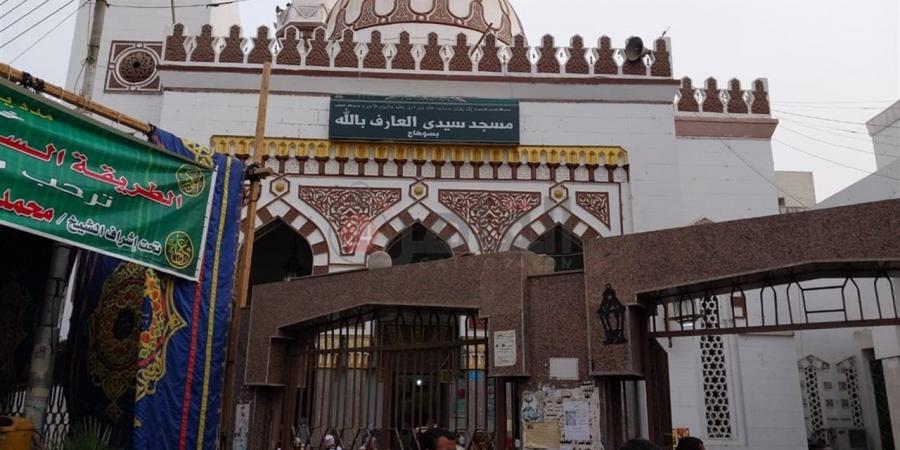 ختام مولد العارف بالله في سوهاج.. آلاف المريدين يحيون الذكر والإنشاد