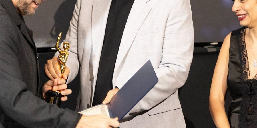 تكريم هشام ماجد وأحمد مالك.. المصريون يلفتون الأنظار في ختام مهرجان هوليوود للفيلم العربي