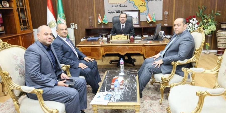 محافظ المنوفية يلتقي مدير شركة غاز مصر الجديد ويؤكد: المتابعة الميدانية ضرورة لتسريع المشروعات