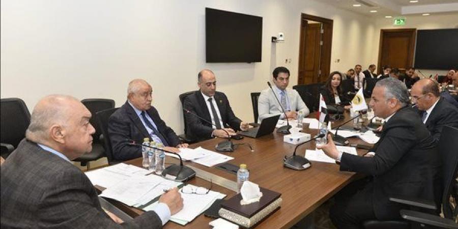 نقل النواب توصي بسرعة إدراج مشروعات طرق بالمحافظات