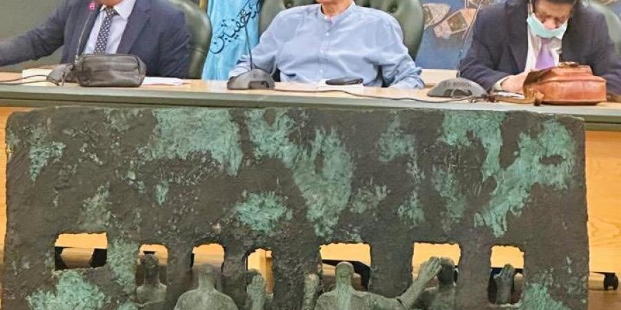 حمدي رزق يشيد بكتاب "صانع النجوم" لجرجس شكري عن حلمي رفلة