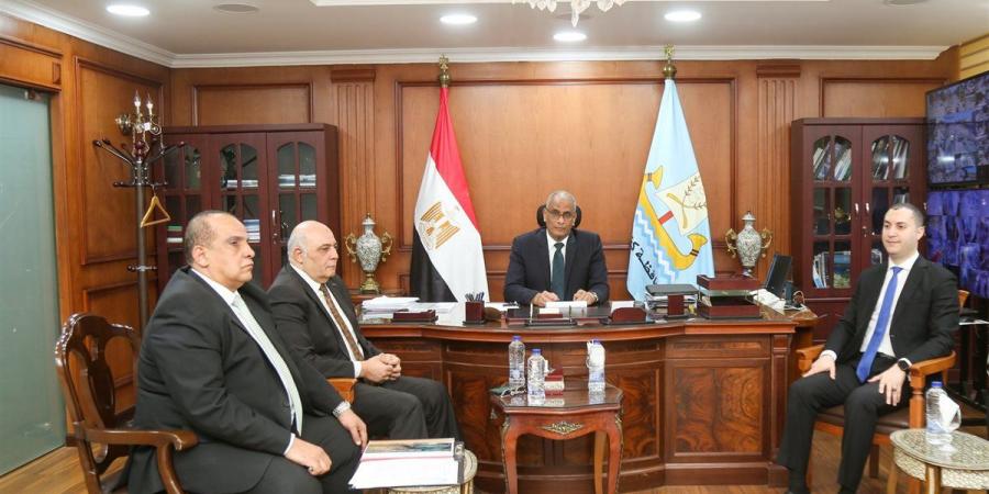 محافظ كفرالشيخ يعقد اجتماعًا موسعًا مع أعضاء مجلسي النواب والشيوخ