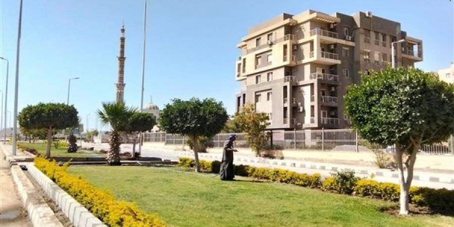 وزيرة الإسكان تتابع أعمال رفع كفاءة الطرق والتطوير بعددٍ من المدن الجديدة