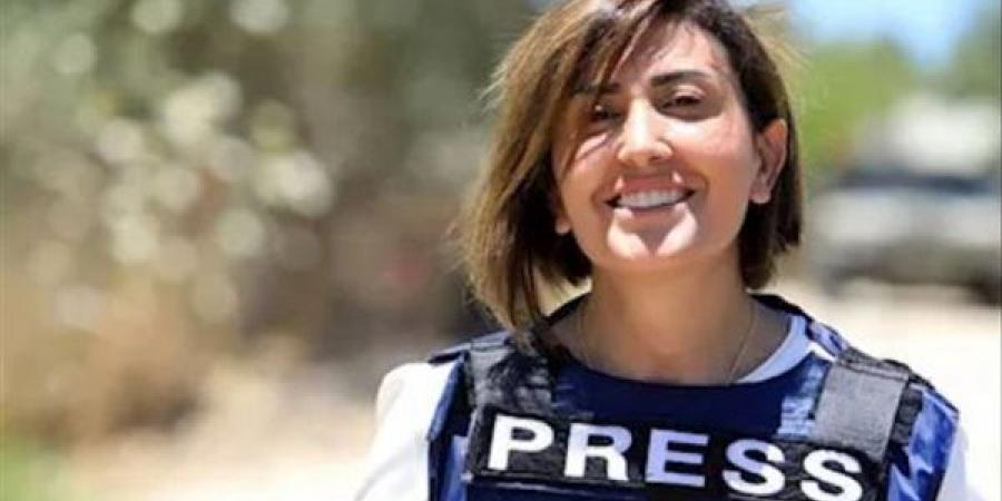 استشهاد الصحفية آمال خليل جراء قصف إسرائيلي على بلدة الطيري جنوب لبنان