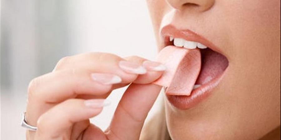 "علكة مبتكرة" تستهدف ميكروبات الفم المسببة للسرطان