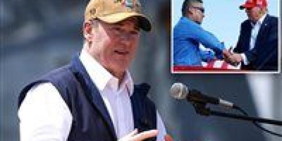 بقرار فوري.. إقالة وزير البحرية الأمريكي في أحدث موجة رحيل بإدارة ترامب