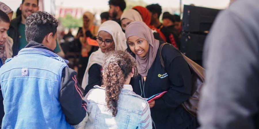 رعاية 1000 طفل.. طلاب الأزهر الوافدون يرسمون البسمة في مبادرة عابرة للقارات