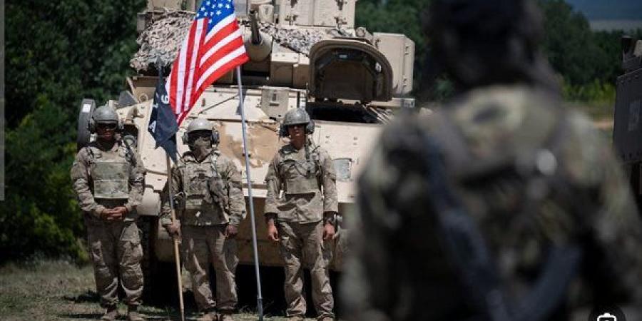 أكسيوس: الجيش الأمريكي رصد عملية زرع لألغام إيرانية