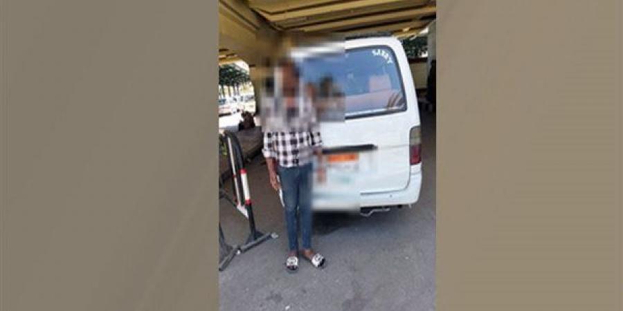 القبض على سائق سيارة ميكروباص بالجيزة