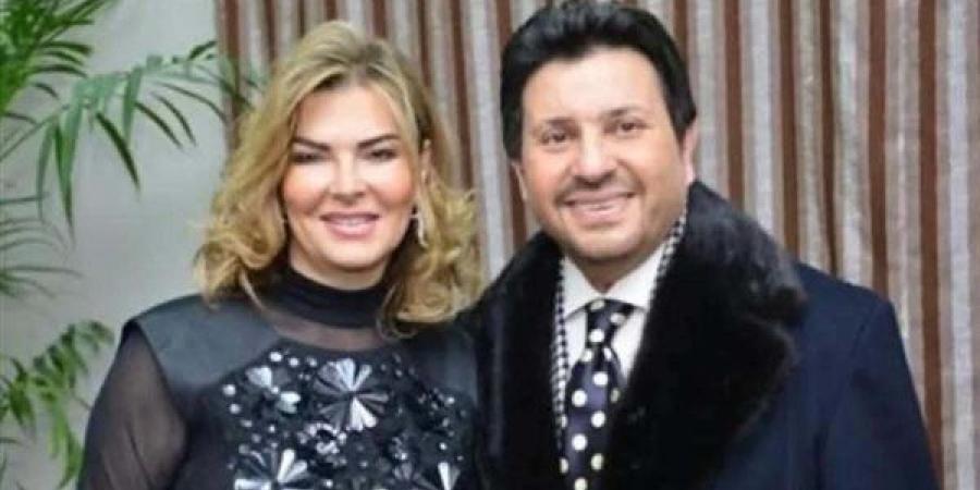 نادية مصطفي تخرج عن صمتها وتكشف تطورات حالة هاني شاكر الصحية